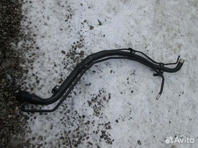 Горловина топливного бака Toyota Rav4 ACA31