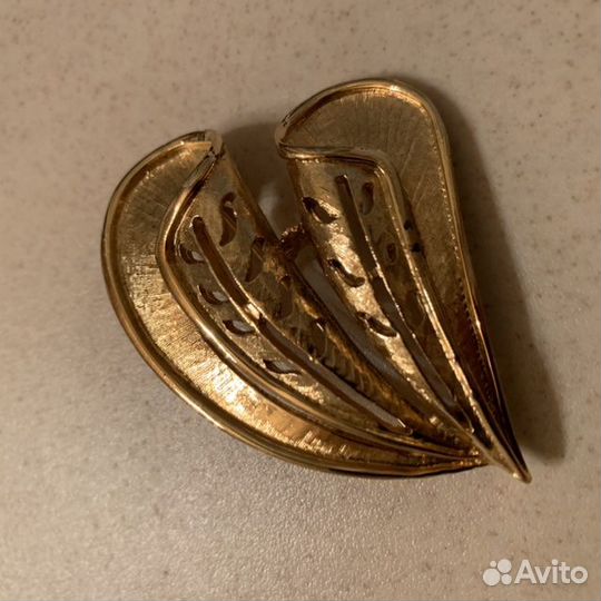 Винтажная брошь Coro, Sara Coventry, Trifari,Monet