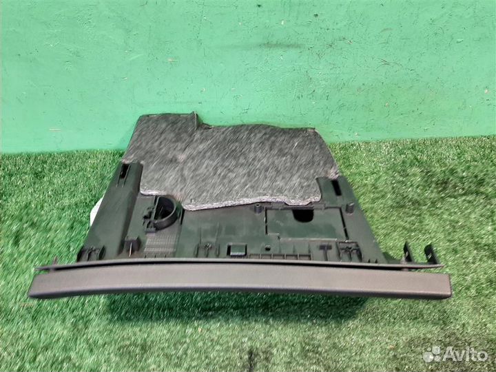 Бардачок (ящик перчаточный) Peugeot 308 (4E) 2008