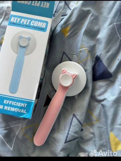 Чесалка для вычесывания шерсти кошек и собак