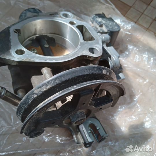 Дроссельная заслонка Toyota Ipsum ACM21