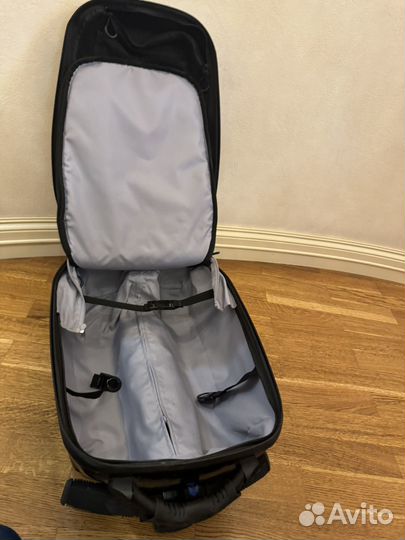 Продаю чемодан Micro трансформер(самокат)