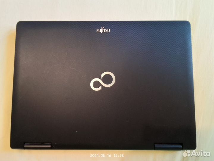 Ноутбук Fujitsu S751
