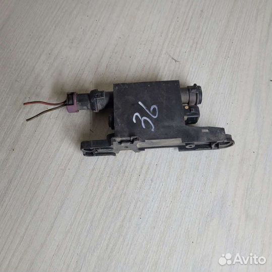 Блок управления подогревом личинок Audi A4 B5