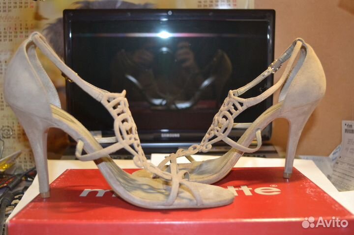 Босоножки Mascotte натуральный велюр, р.39-40