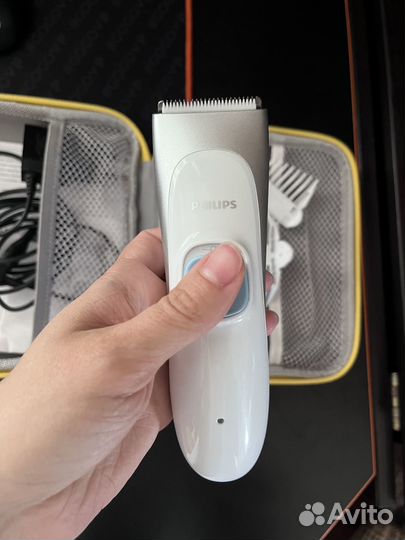 Машинка для стрижки волос philips