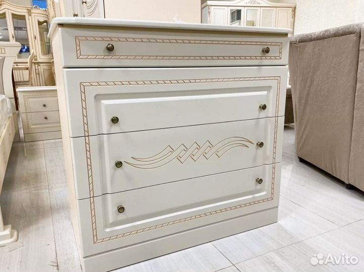 Спальная гарнитура