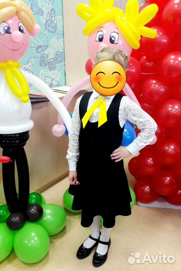 Форма для девочки (юбка,жилет) размер 134