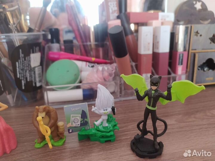 Игрушки из киндер сюрприза