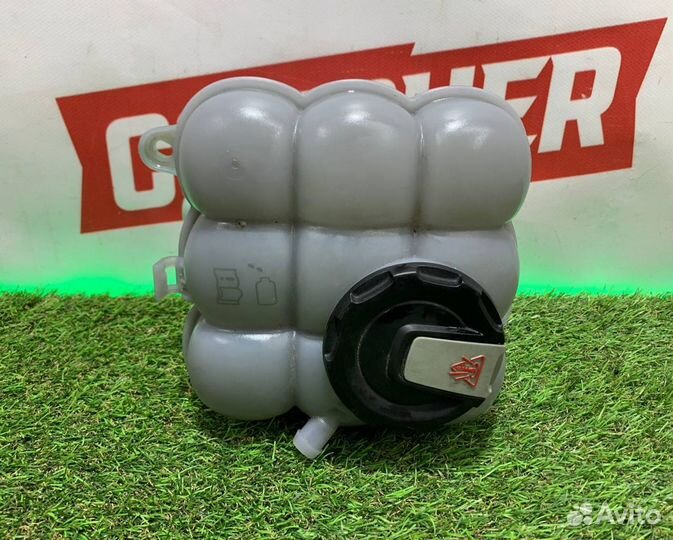 Расширительный бачок Volkswagen Porsche Skoda Аudi