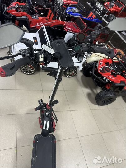 Самокат взрослый электрический