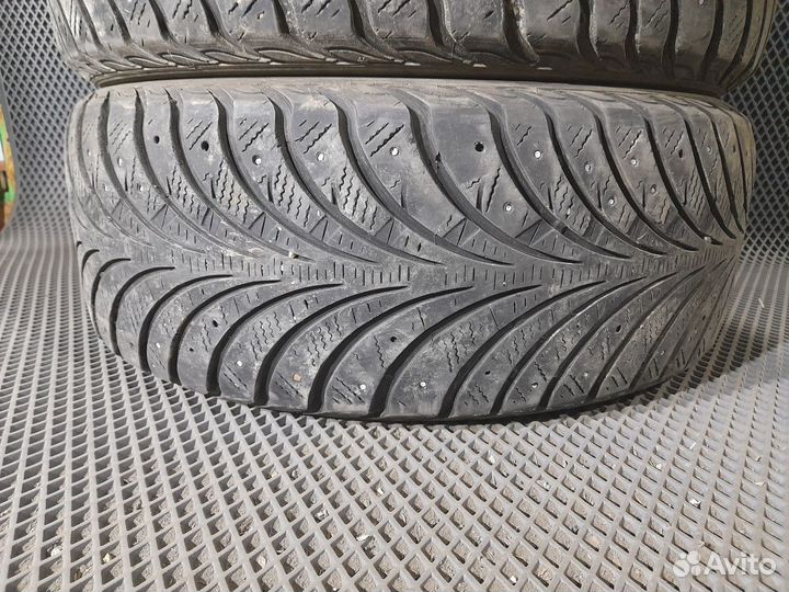 Goodyear UltraGrip Extreme 225/60 R17