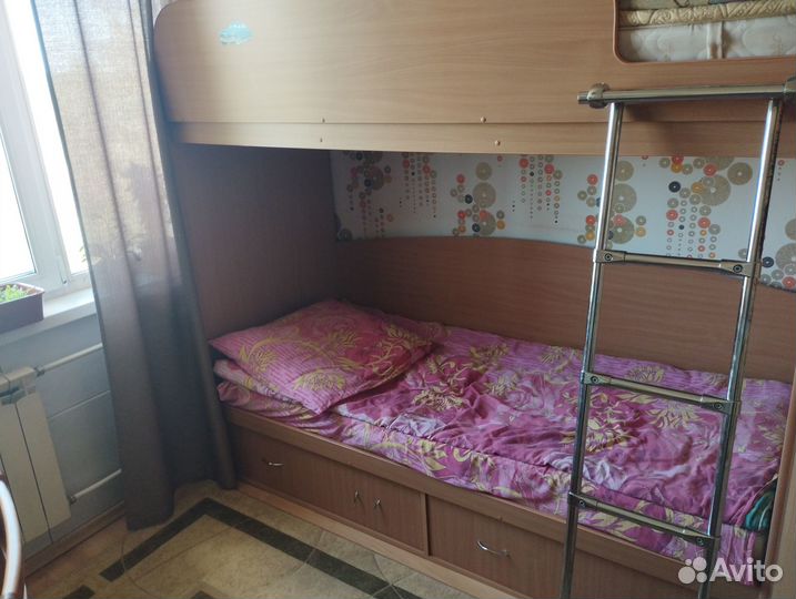 Комплект детской мебели бу
