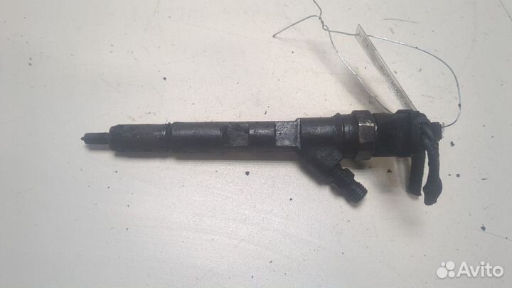 Форсунка топливная Jeep Liberty