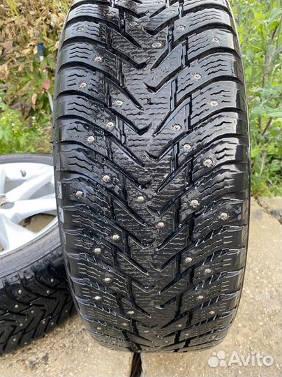 Nokian Tyres Hakkapeliitta 8 SUV 235/55 R19
