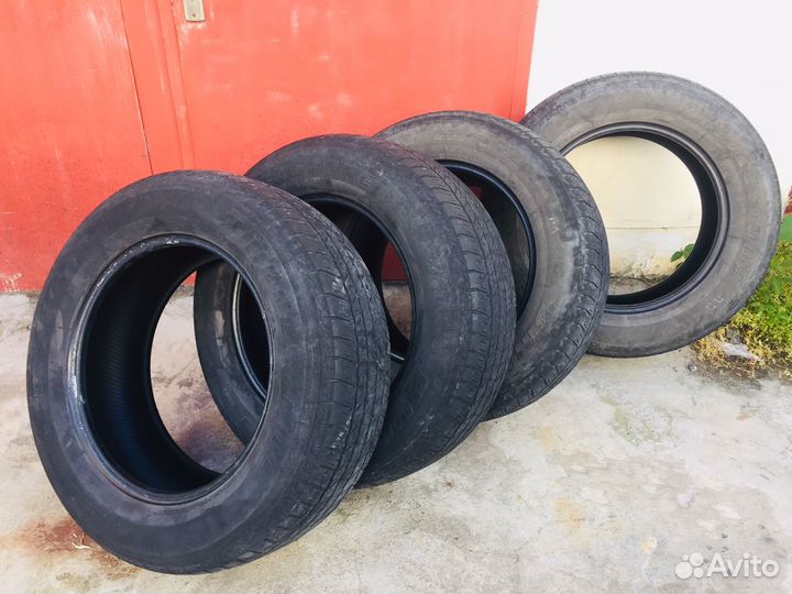 Bridgestone Dueler H/T 684II 265/60 R18 110H