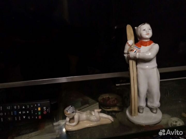 Лфз 60е. Лыжница. Мальчик на пляже