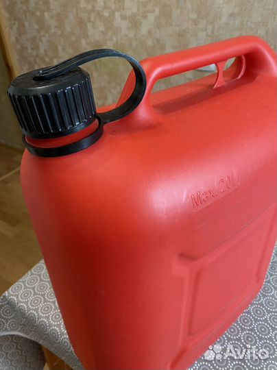 Канистра пластиковая 20 литров
