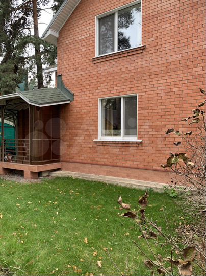 Коттедж 90 м² на участке 3 сот.