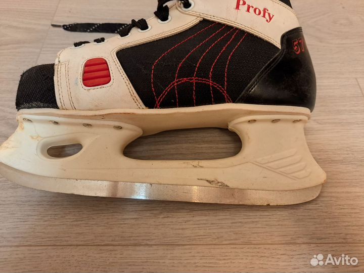 Коньки хоккейные 41