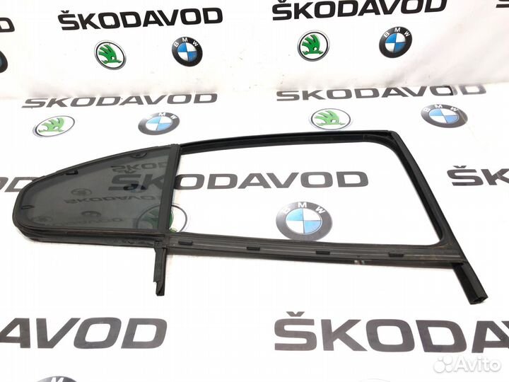 Форточка двери задняя правая Skoda Octavia Rs A5