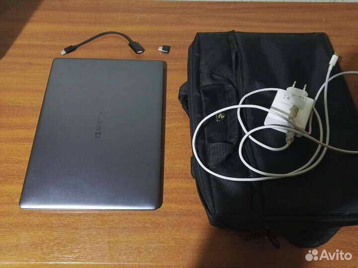Huawei MateBook 13 HN-W19R