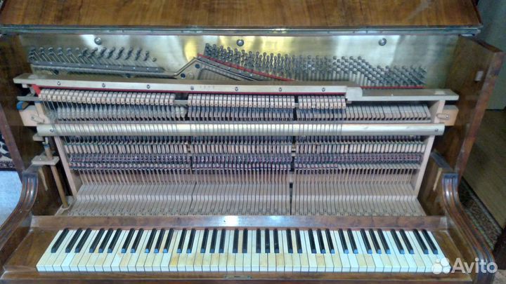 Пианино Trautwein, Berlin