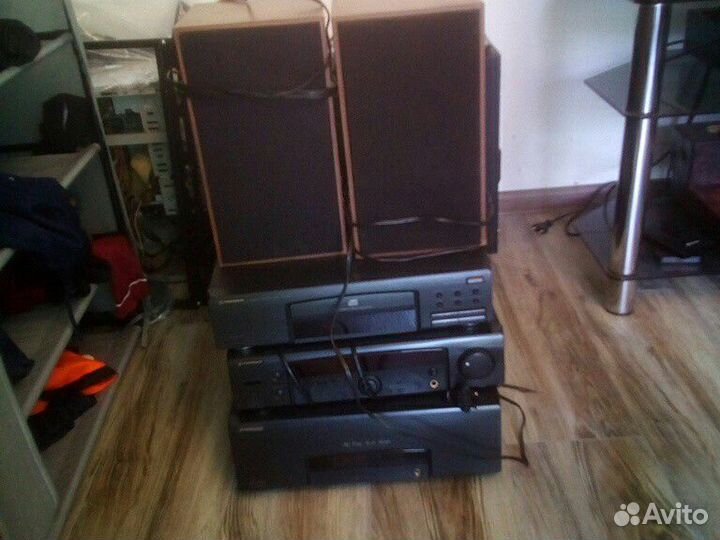 Музыкальный центр