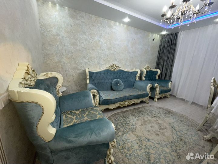 Продам диван и 2 кресла