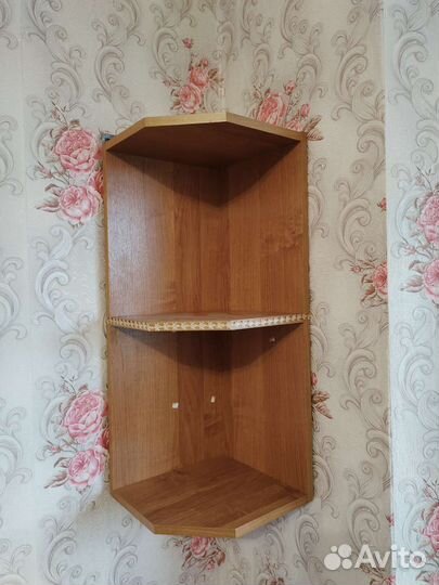 Полка настенная угловая