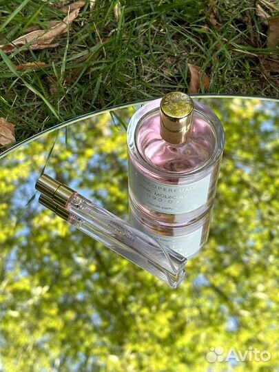 Zarkoperfume- Pink Molecule 090.09 распив