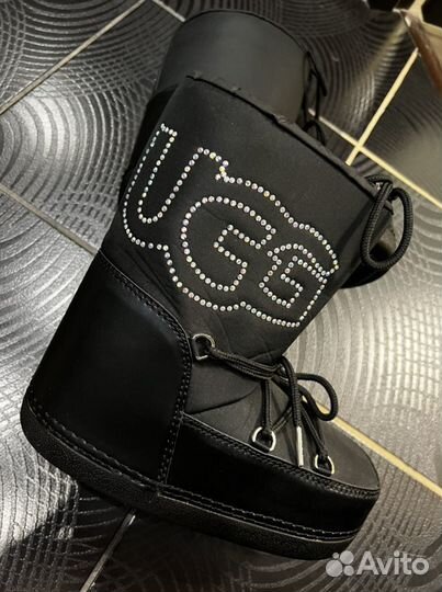 Сноубордические ботинки.Угги