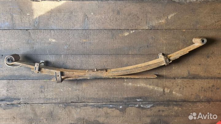 Рессора Mitsubishi L200