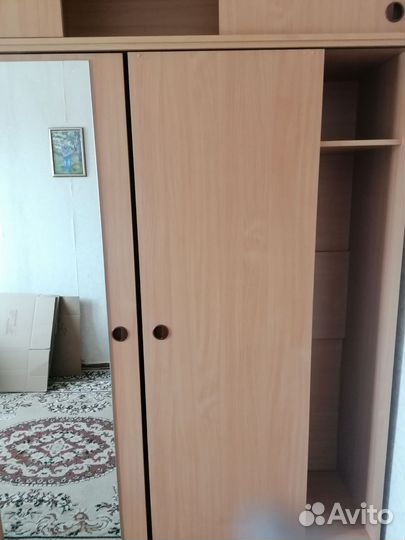 Шкаф купе с зеркалом бу