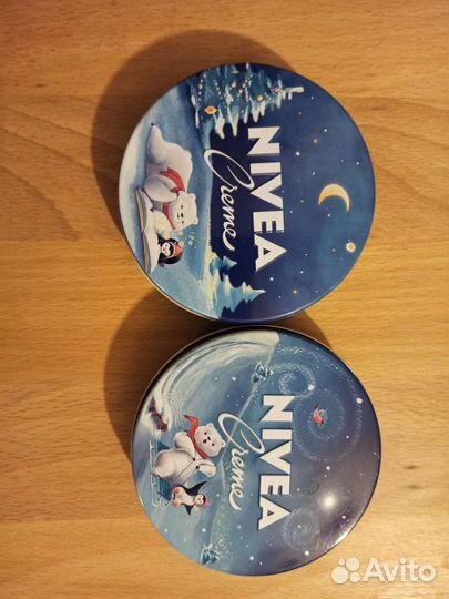 Жестяные банки от Nivea