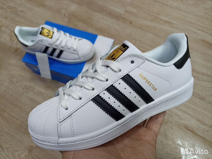 Кроссовки Adidas Superstar