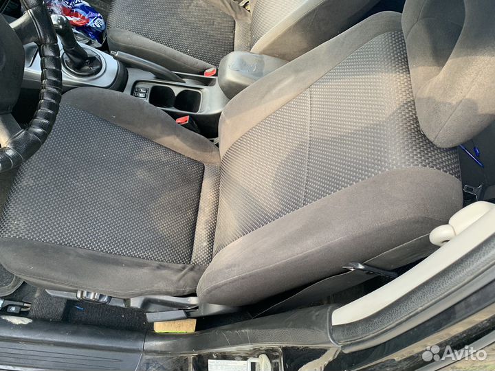 Mitsubishi lancer 9 сиденья