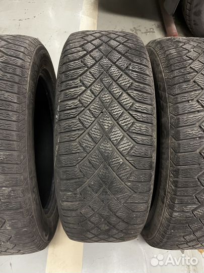 Continental ContiVikingContact 7 235/55 R19