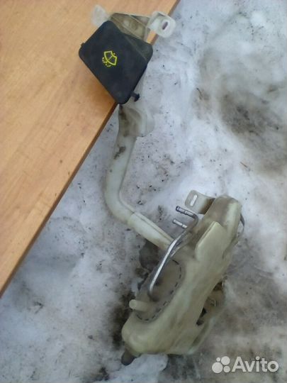 Бачок стеклоомывателя Mercedes Е211