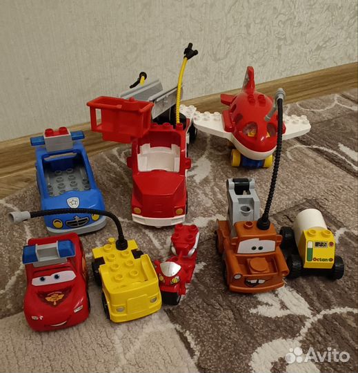 Lego duplo,семейный дом +другие детали из Лего