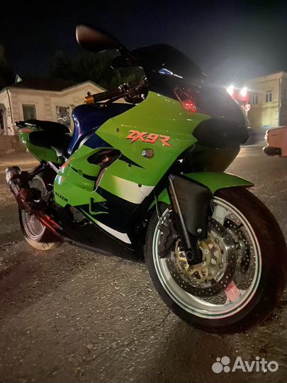 Kawasaki zx9r