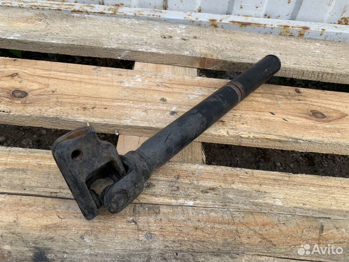 Карданчик рулевой нижняя часть Ссанйонг Кайрон