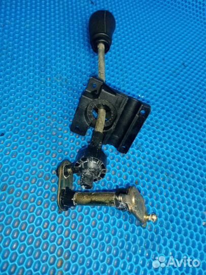 Рычаг переключения кпп Ford Mondeo 3 cjba 4C75592