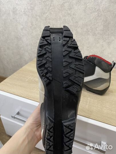 Лыжные ботинки 38 размер
