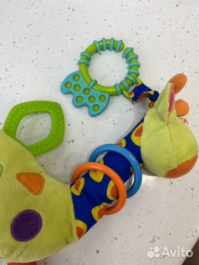 Тактильная игрушка жираф, кубики, подвеска