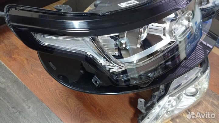 Rengrover Voque фара правая