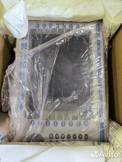Allen-Bradley 2711P-B10C4D1
