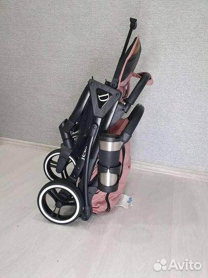 Прогулочная коляска Dearest 819