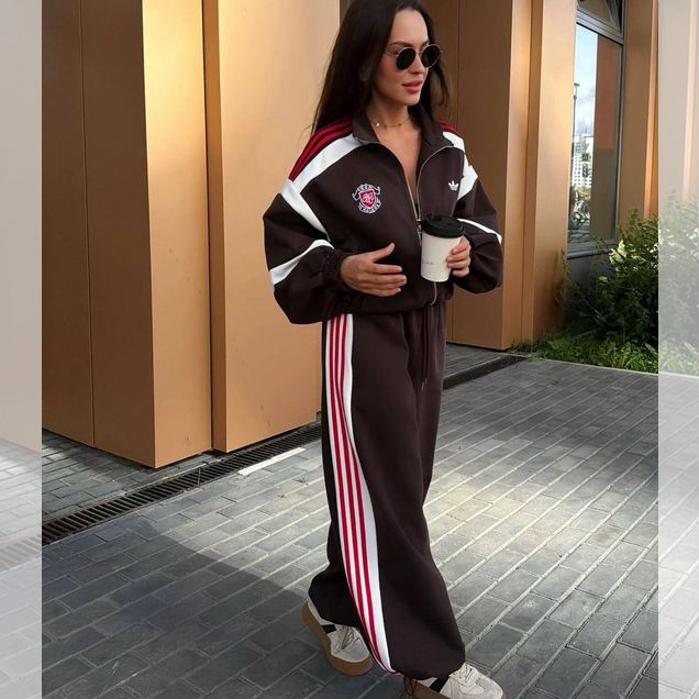 Спортивный костюм женский adidas
