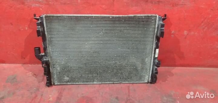 Логан радиатор охлаждения Сандеро 1 Ларгус